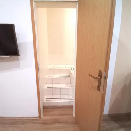 Apartament Center And Malinska
